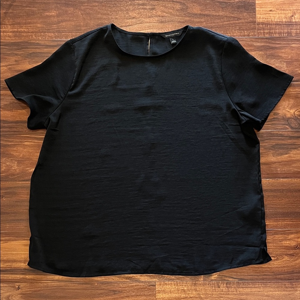 Banana Republic Factory Black Short Sleeve Crewneck Top